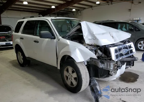 2009 Ford Escape Xlt из США, поврежденный, VIN 1FMCU03739KA38278